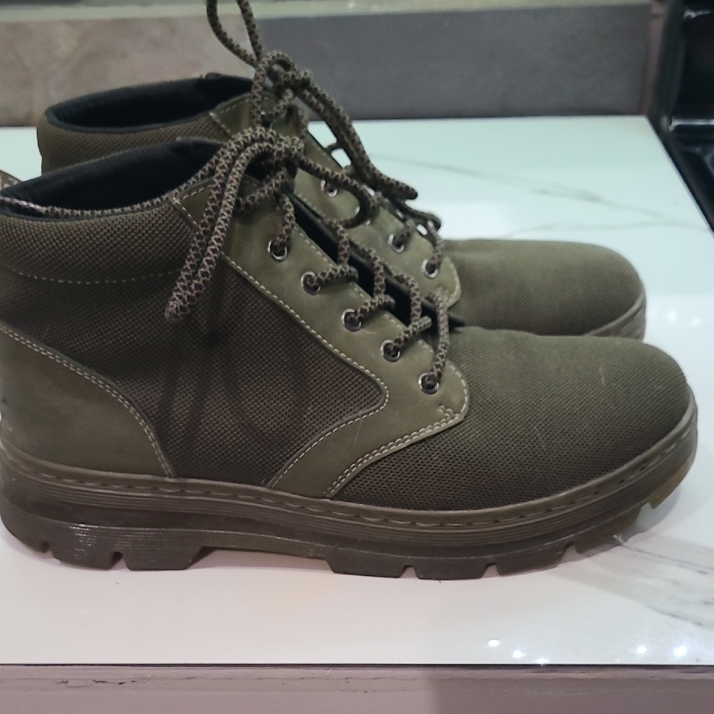 Dr. Martens Bonny Olive Lace-Up Boots - Picture 2 of 4